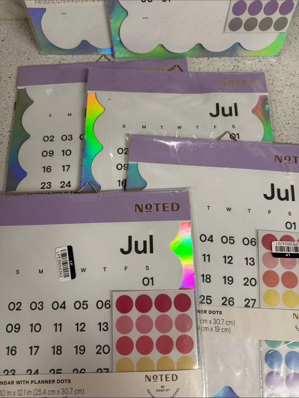 7 Noted 2021 Calendar & Planner Dotsw